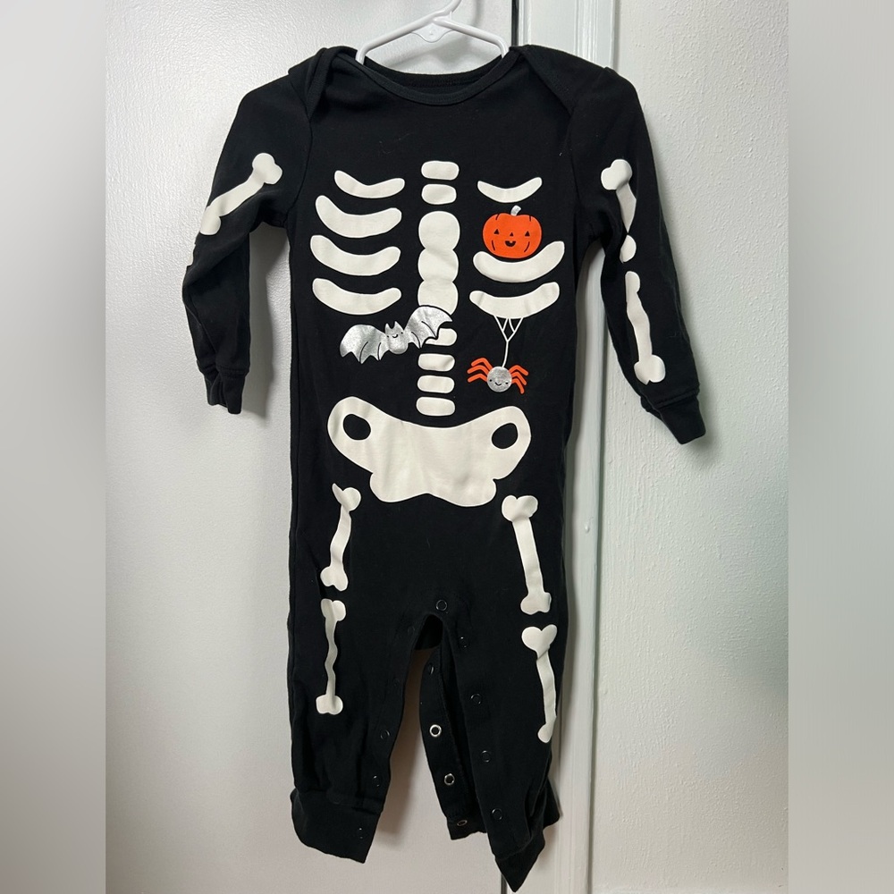 Baby one piece Halloween costume. Skeleton. Carters 18mo